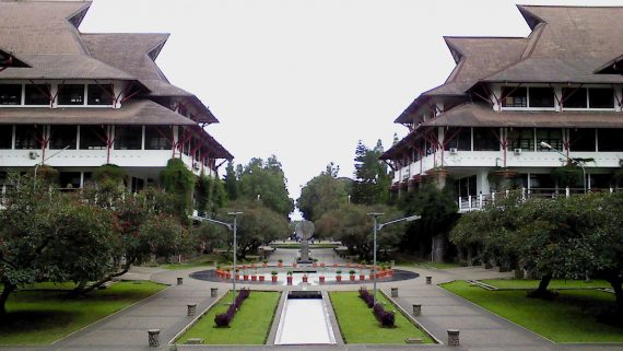 KETENTUAN PELAKSANAAN PENYEWAAN TEMPAT UNTUK VENDING MACHINE INSTITUT TEKNOLOGI BANDUNG TAHUN 2025