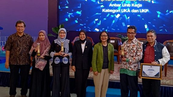 PENGUMUMAN PEMENANG DAN PEMBERIAN PENGHARGAAN KEPADA PEMENANG LOMBA HOUSEKEEPING ANTAR UNIT KERJA DI KAMPUS ITB TAHUN 2024